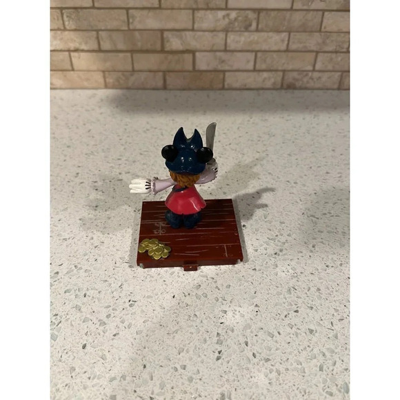 Disney Pirates Of The Caribbean Figurines  bo - Picture 9 of 11